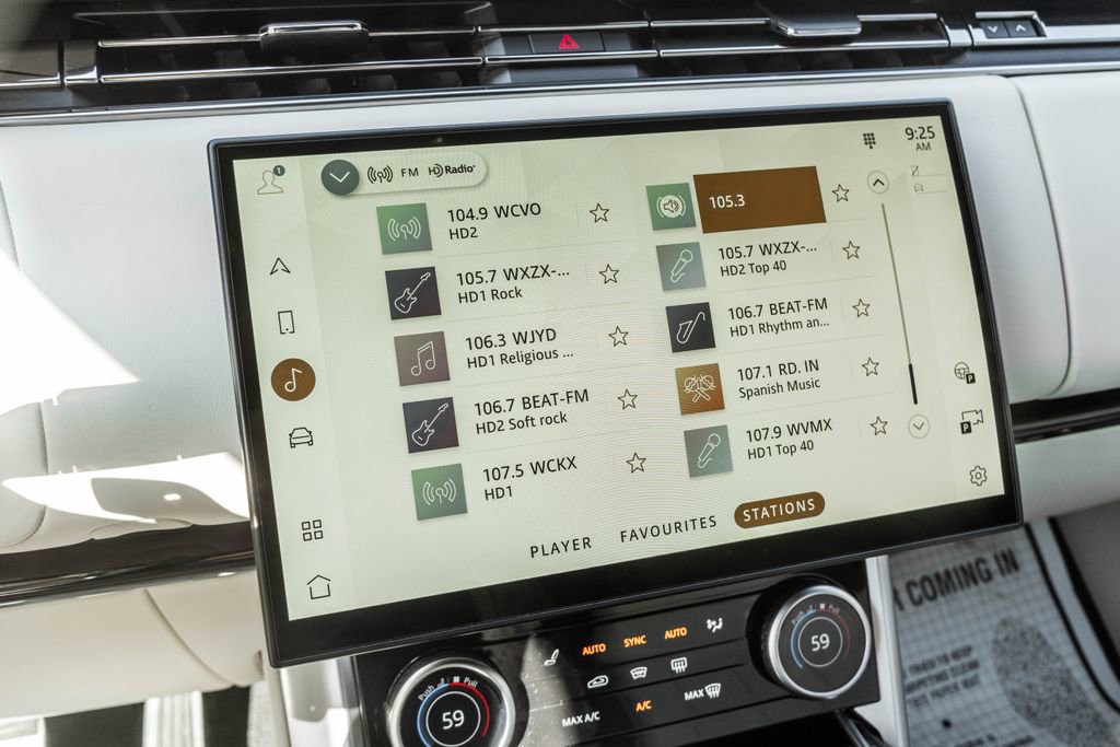 Used 2023 Land Rover Range Rover SE AWD/4WD image 20