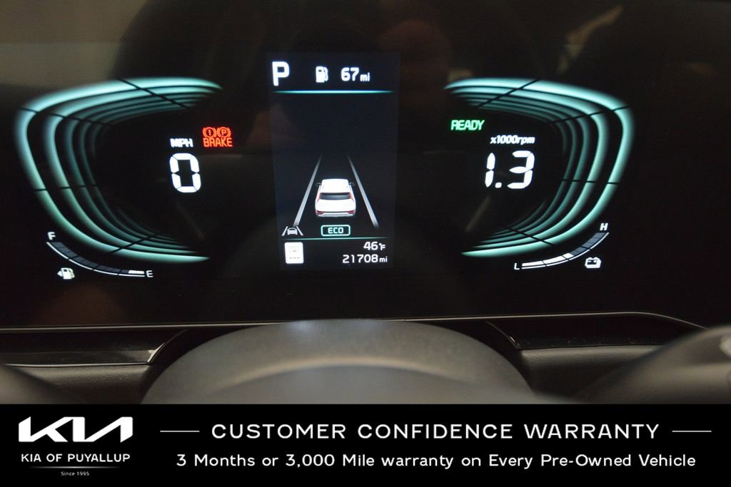 Certified 2024 Kia Niro SX image 18