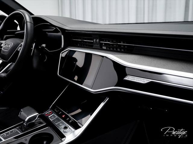 Used 2022 Audi RS 6 AWD/4WD image 43