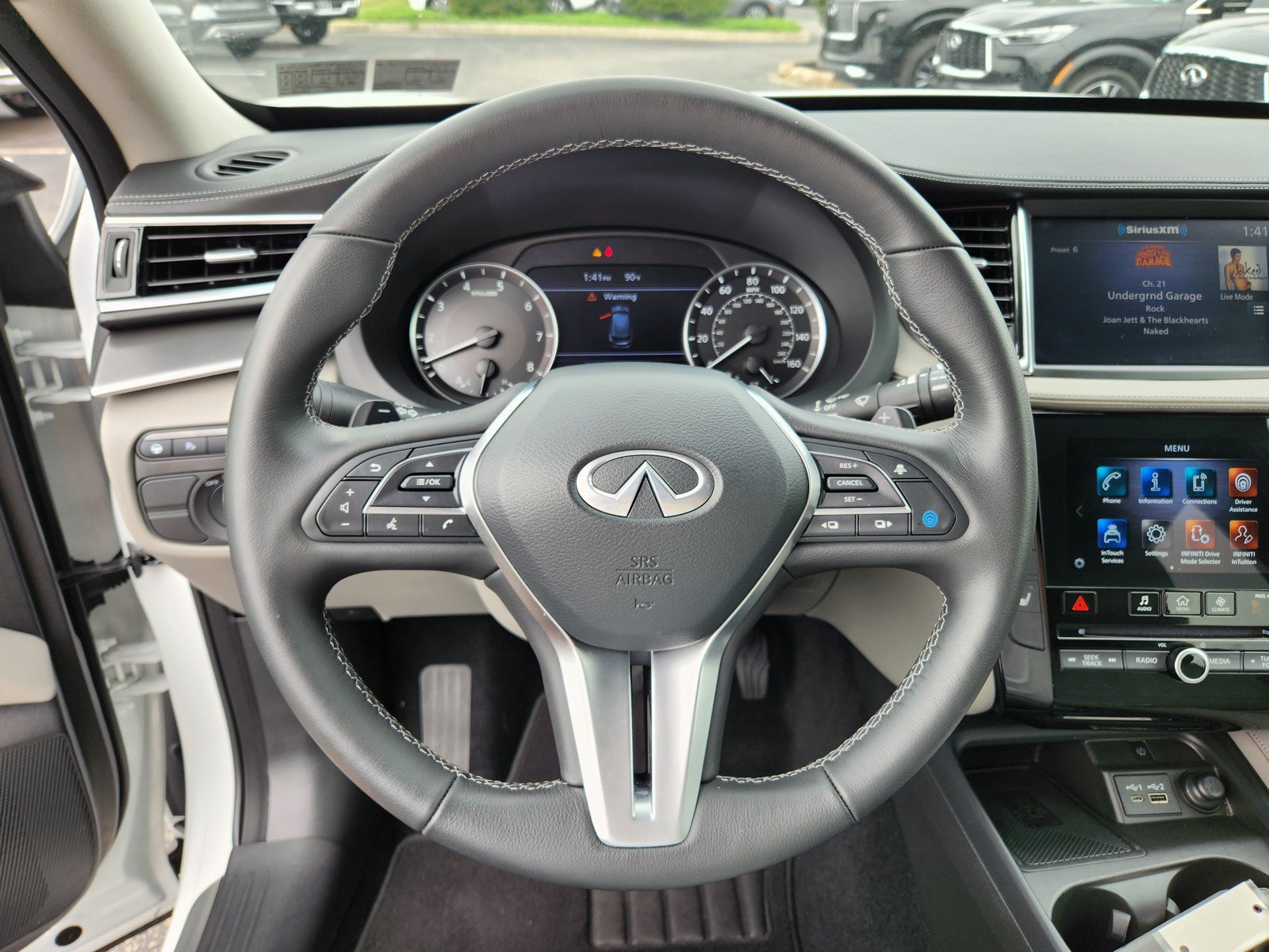Used 2025 INFINITI QX50 Luxe AWD/4WD image 18