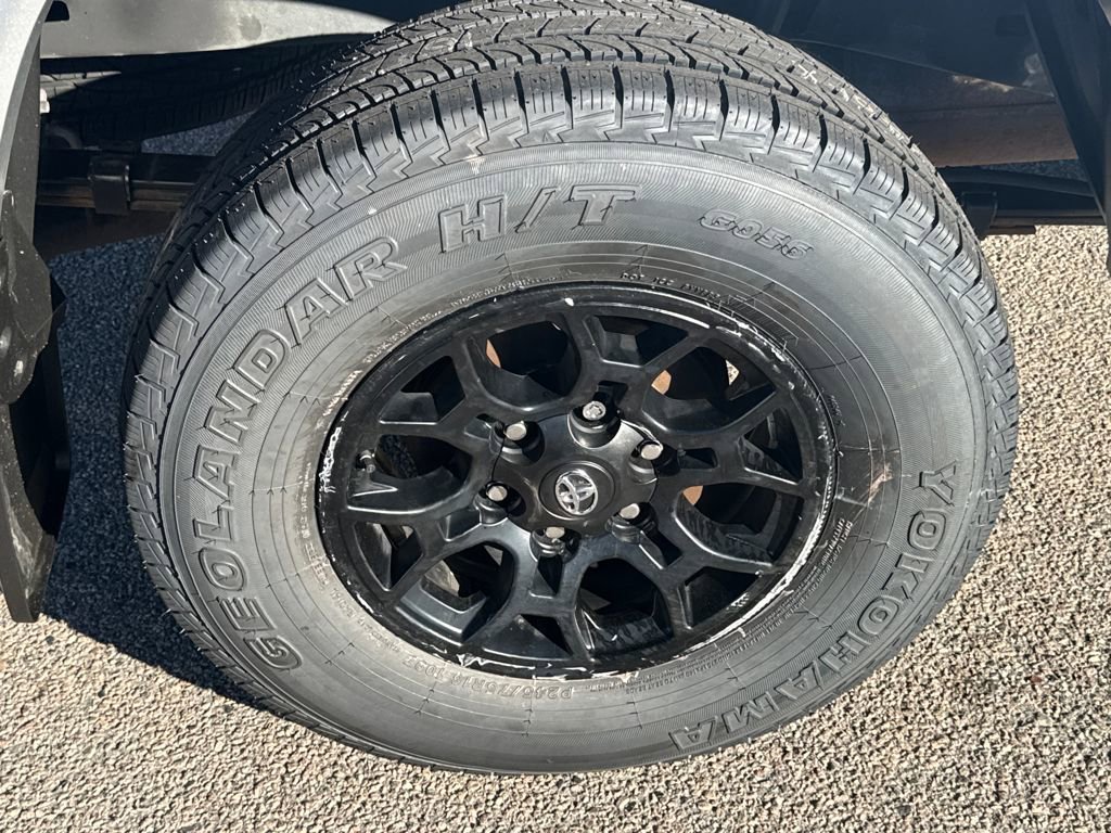 Used 2022 Toyota Tacoma SR5 image 39