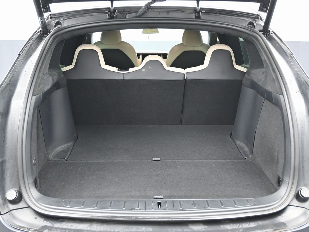 Used 2021 Tesla Model X Long Range image 14