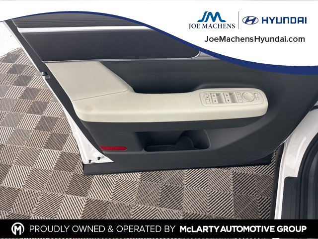 Certified 2024 Hyundai Santa Fe SE image 21