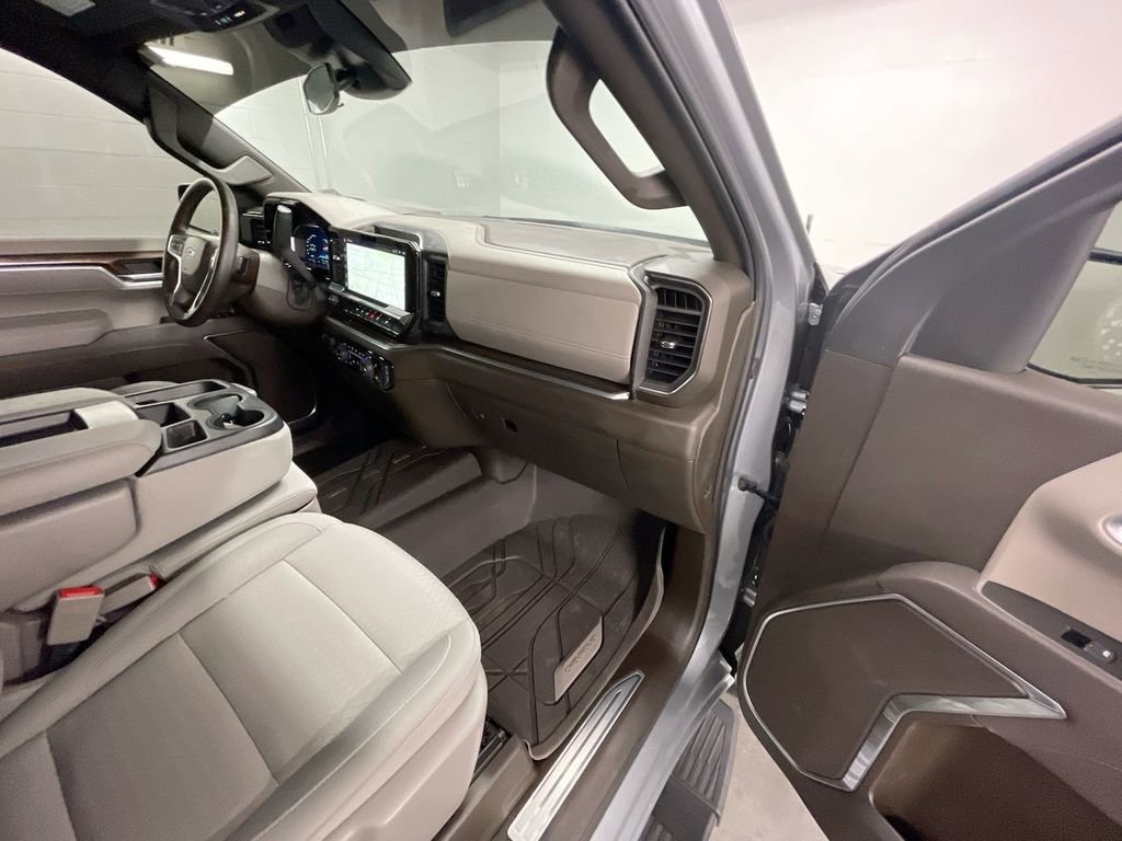 Certified 2025 Chevrolet Silverado 1500 RST image 28
