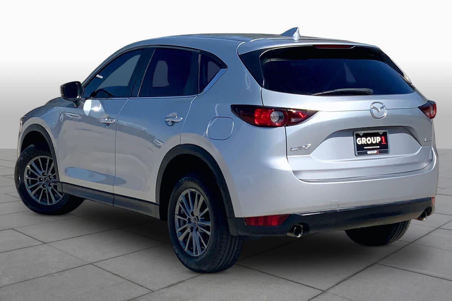 Used 2017 MAZDA CX-5 Sport FWD image 11
