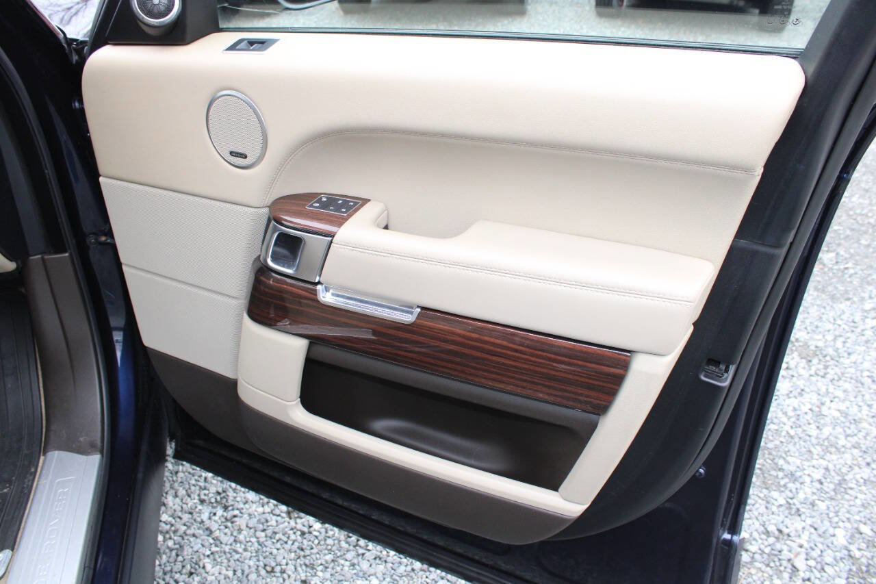Used 2016 Land Rover Range Rover HSE image 23