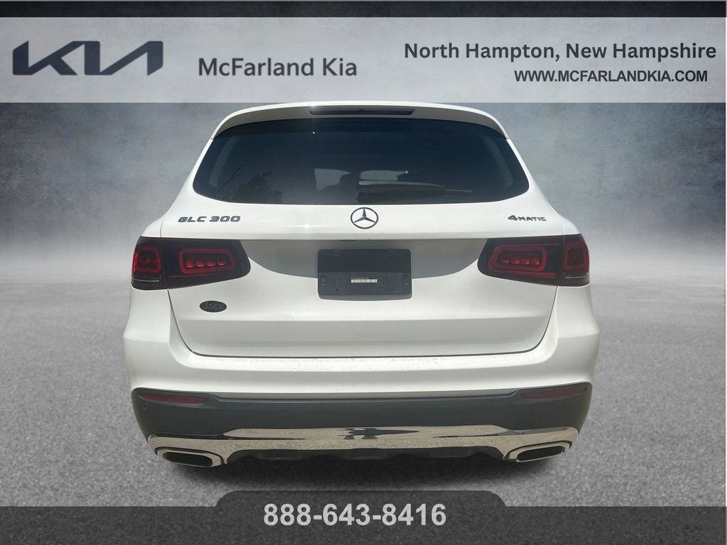 Used 2021 Mercedes-Benz GLC 300 4MATIC image 4