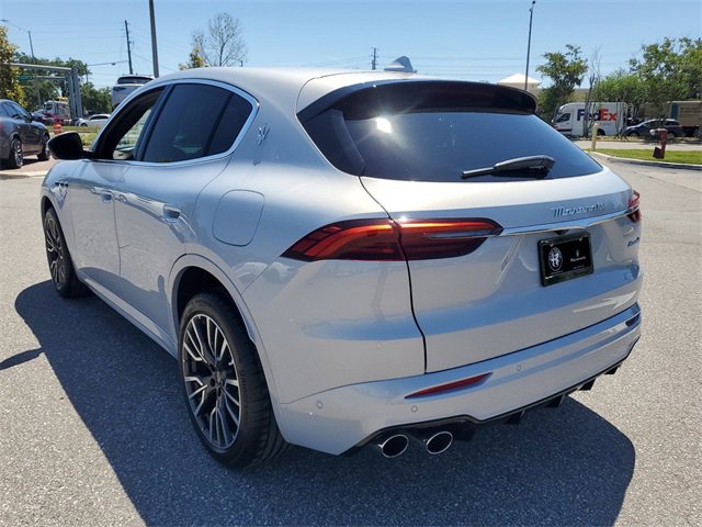 New 2024 Maserati Grecale GT image 3