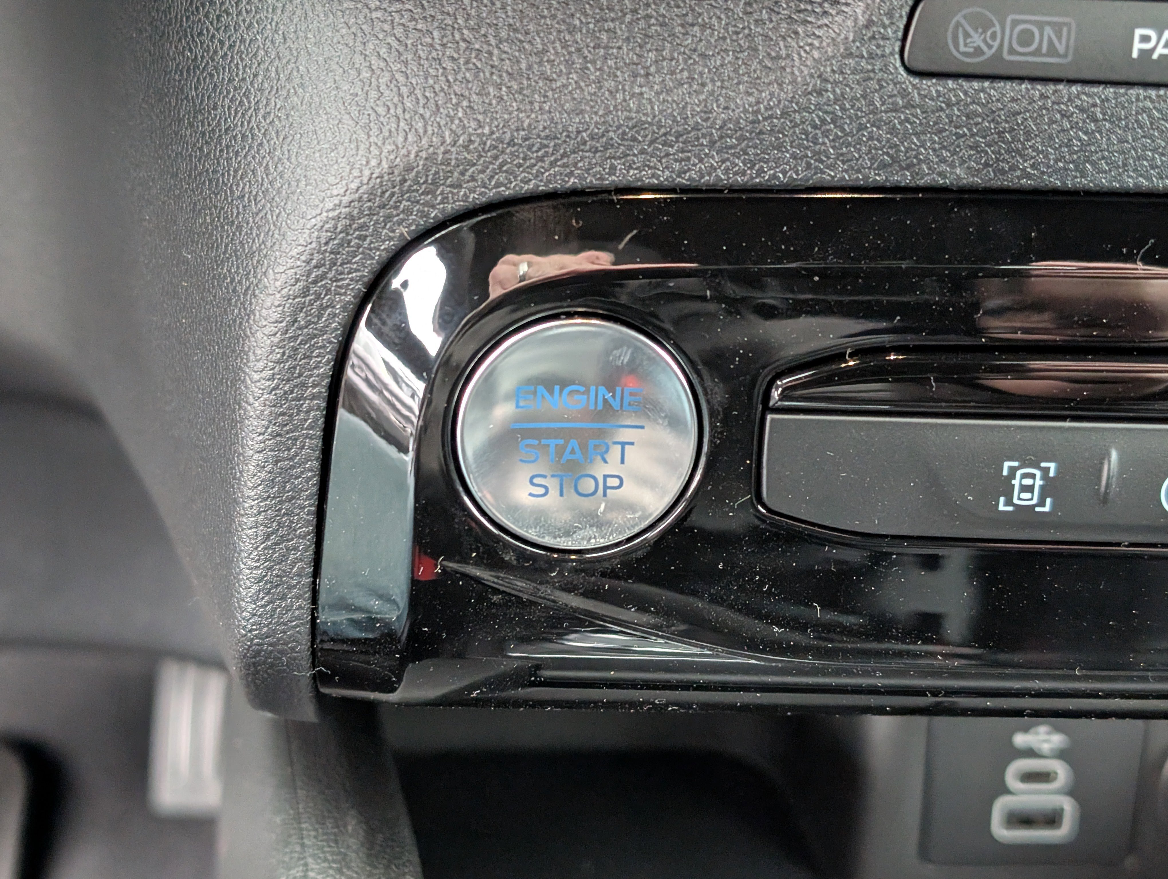 New 2026 Ford Escape ST-Line w/ Tech Pack #1 image 21