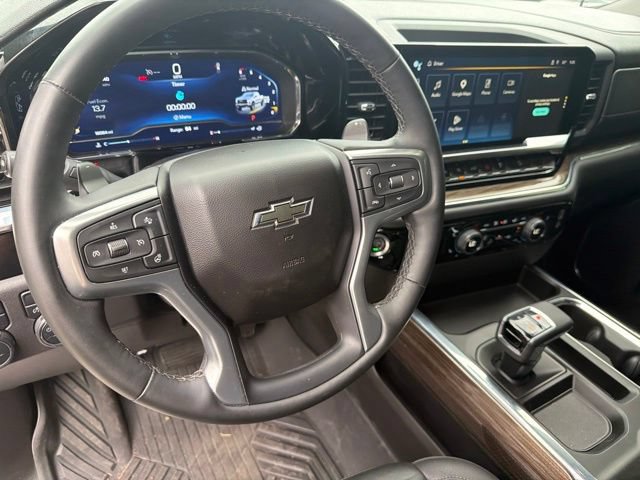 Used 2023 Chevrolet Silverado 1500 LT Trail Boss w/ Convenience Package II AWD/4WD image 25