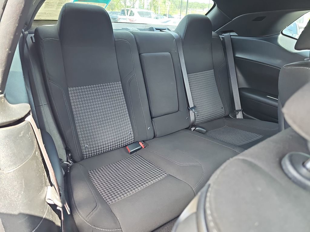 Used 2020 Dodge Challenger SXT image 14