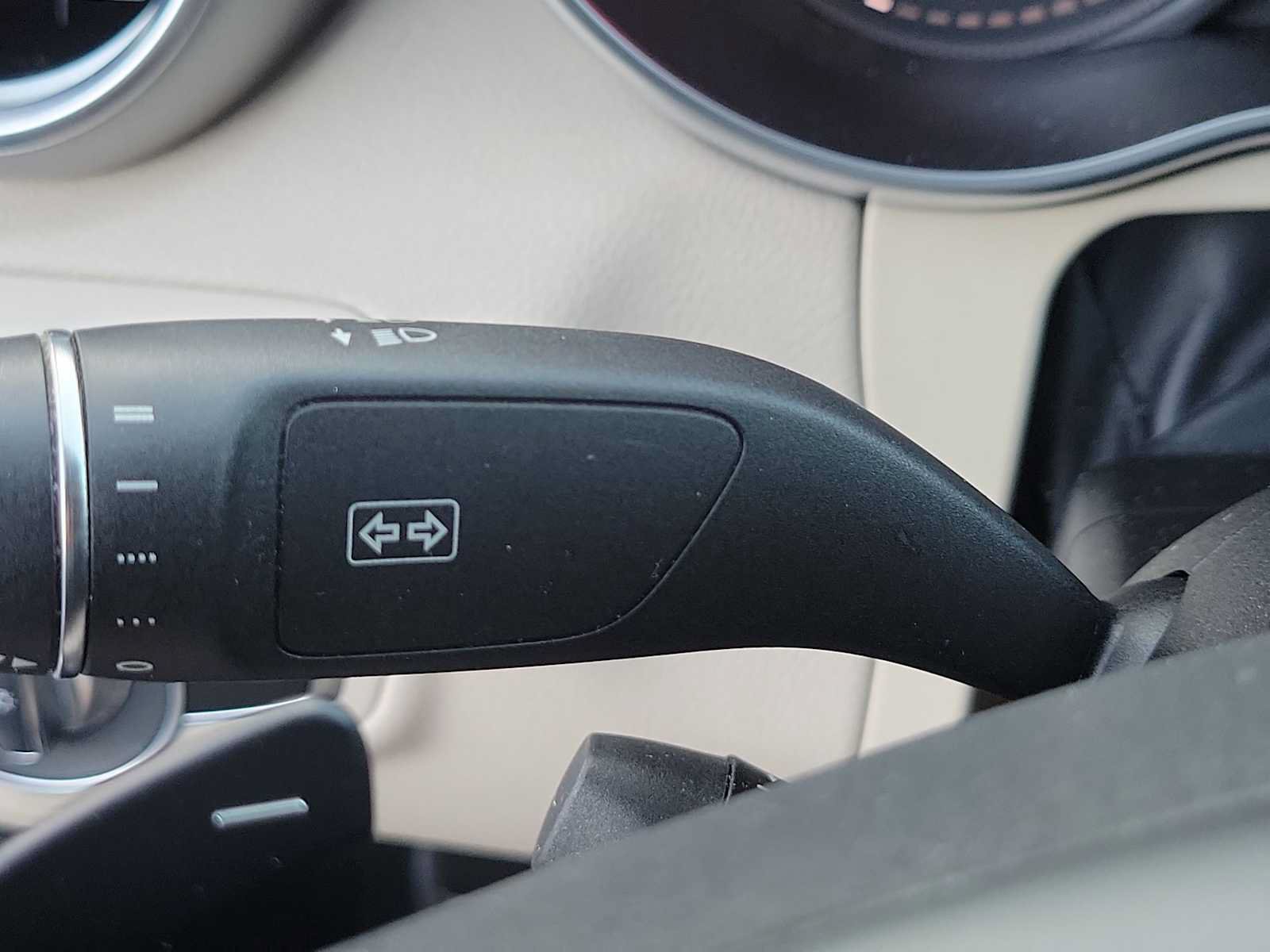 Used 2017 Mercedes-Benz C 300 Sedan image 26