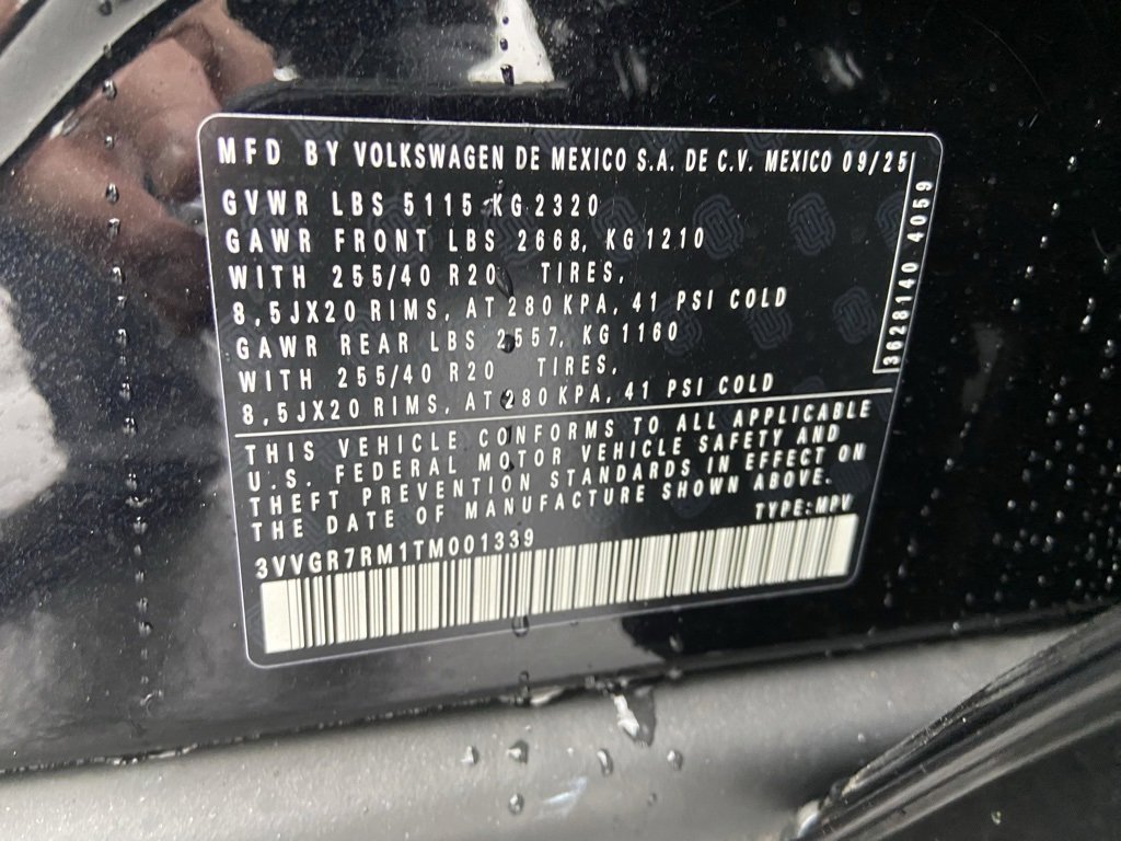 New 2026 Volkswagen Tiguan SE R-Line image 11