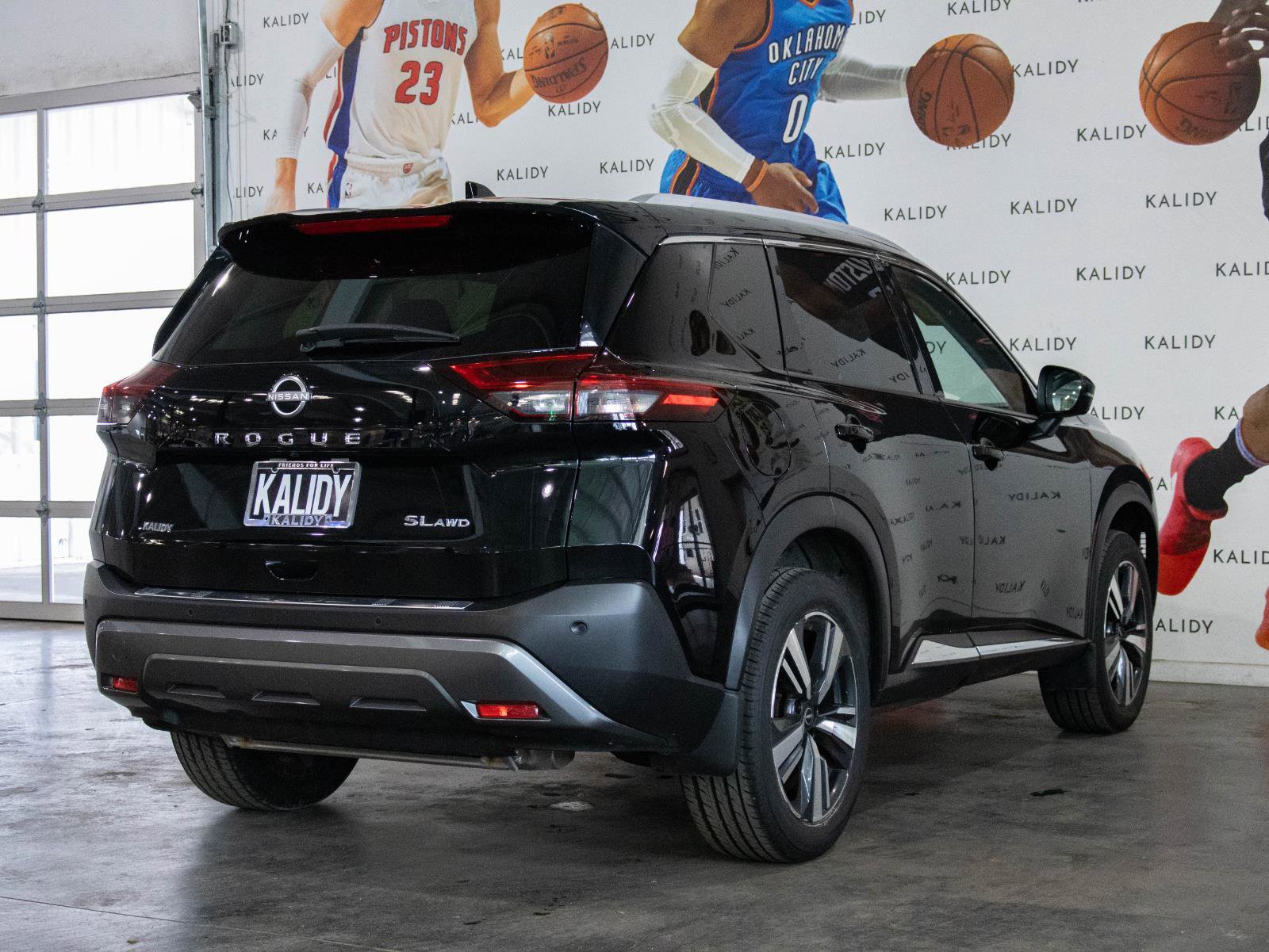 Used 2023 Nissan Rogue SL image 26