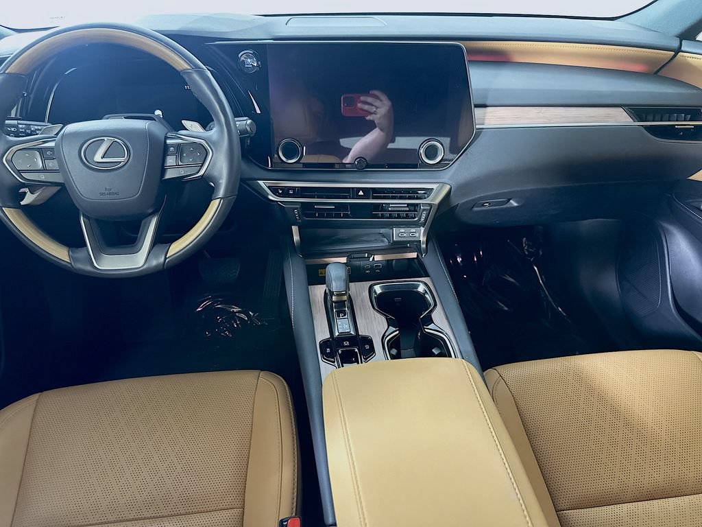 Used 2024 Lexus RX 350 Premium Plus w/ Convenience Package FWD image 18