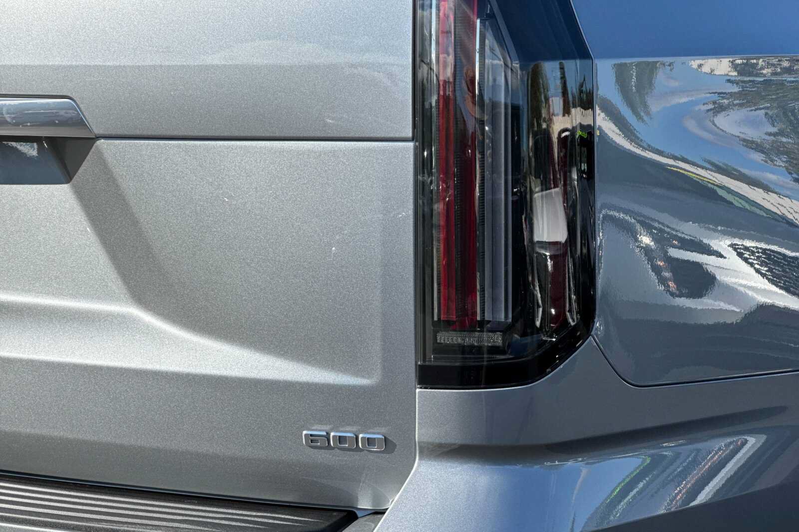 New 2026 Cadillac Escalade Luxury w/ Touring Package AWD/4WD image 60