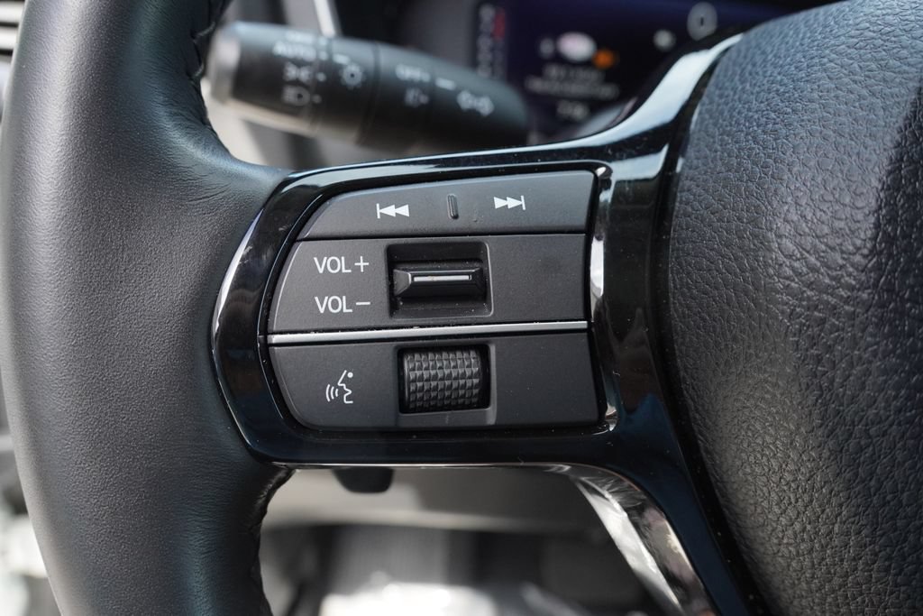 Used 2023 Honda Pilot Elite image 23