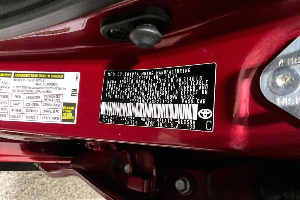 Used 2025 Toyota Corolla SE image 19