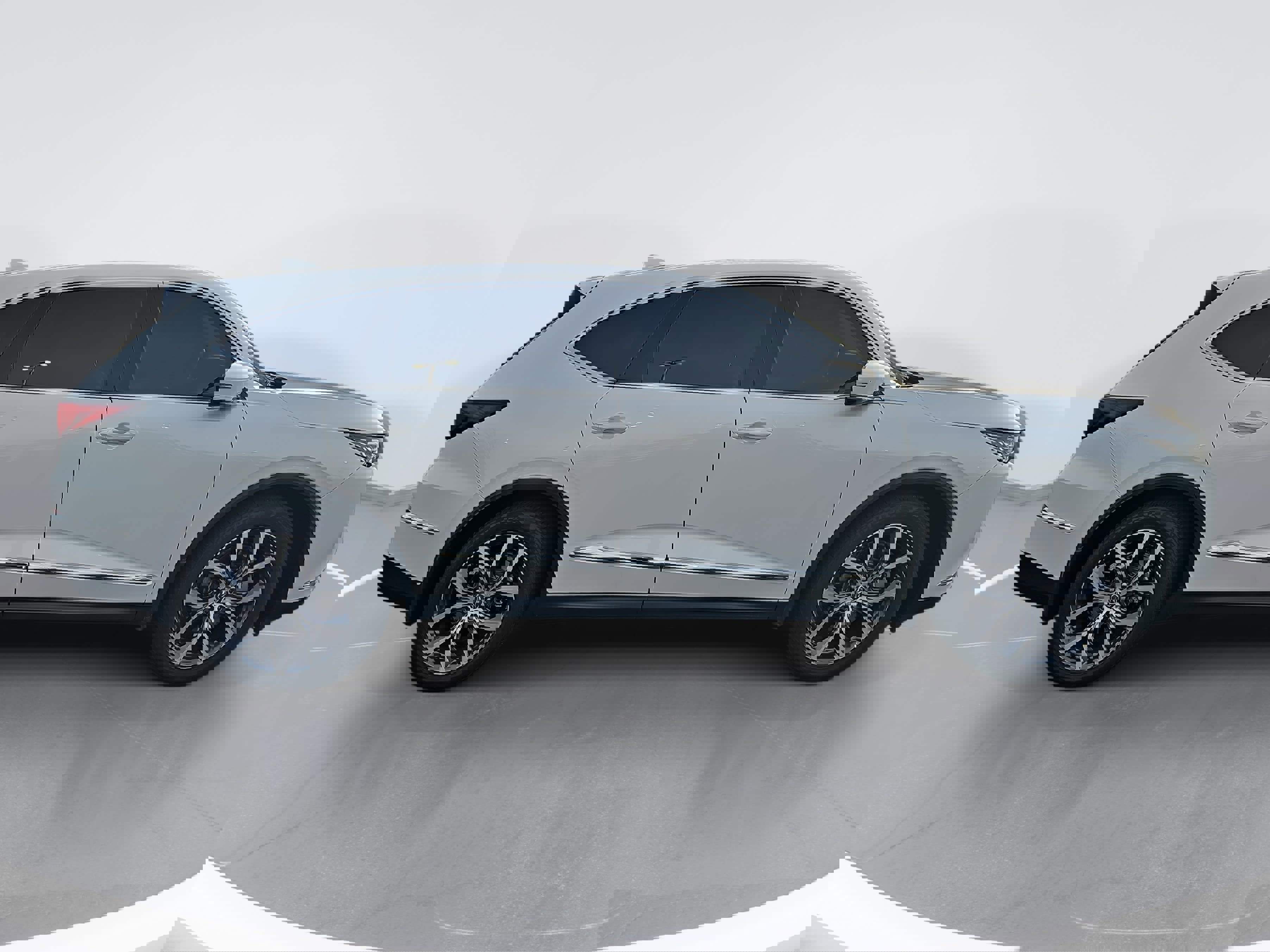 Used 2023 Acura MDX FWD w/ Technology Package image 2