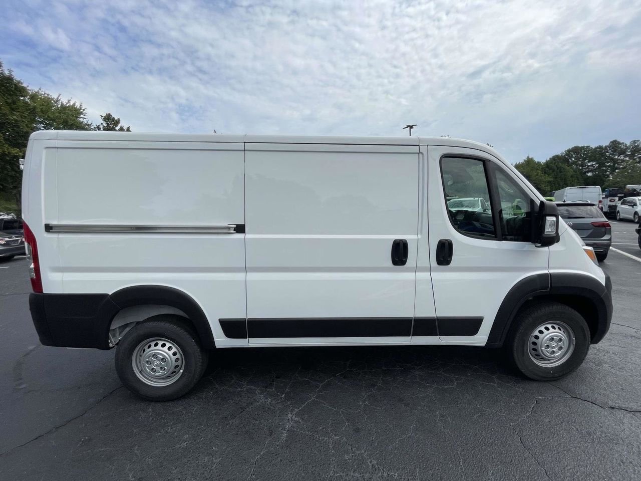Used 2024 RAM ProMaster 1500 w/ Safety Group FWD image 9