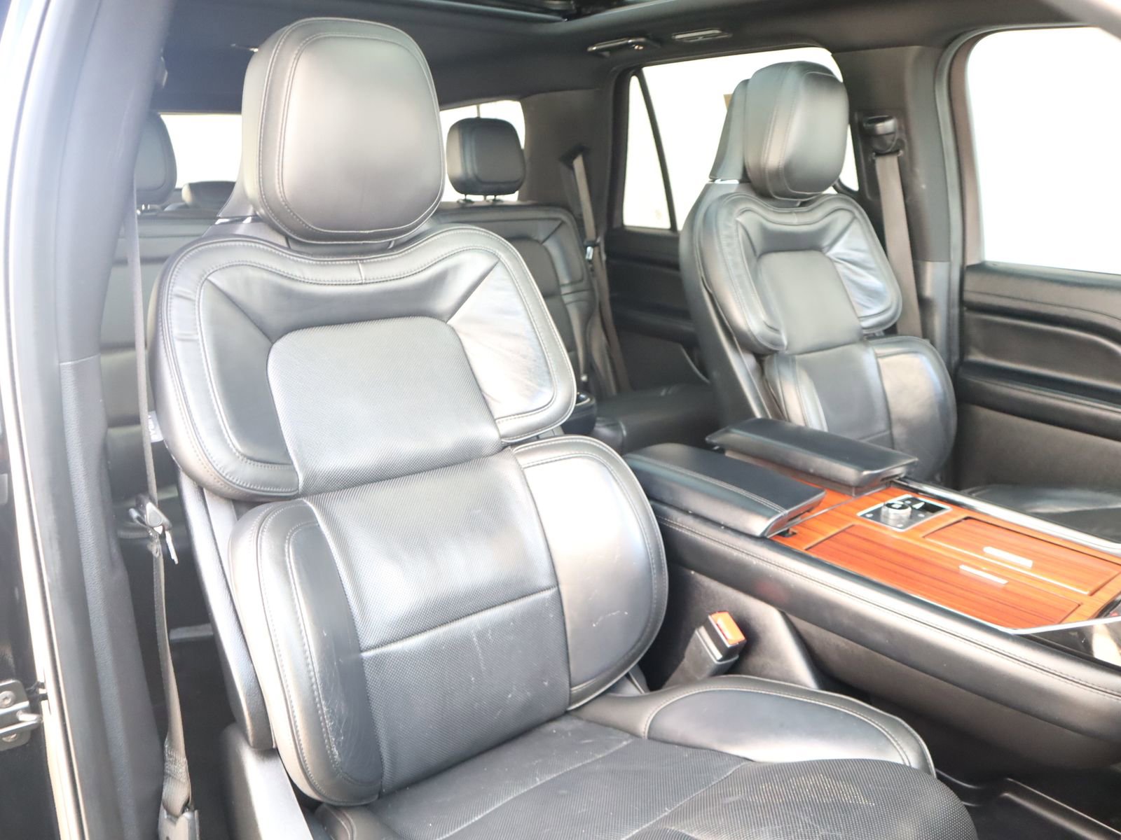 Used 2018 Lincoln Navigator Reserve w/ Technology Package AWD/4WD image 61