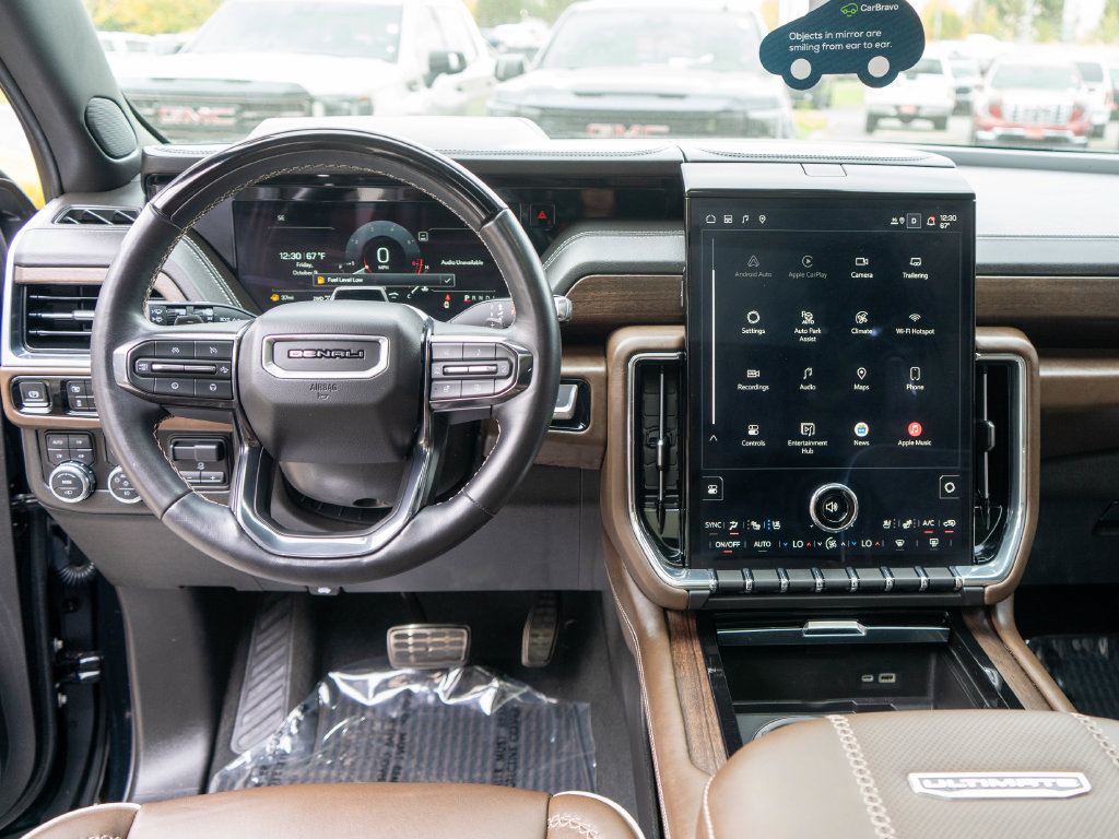 Certified 2025 GMC Yukon XL Denali Ultimate AWD/4WD image 19