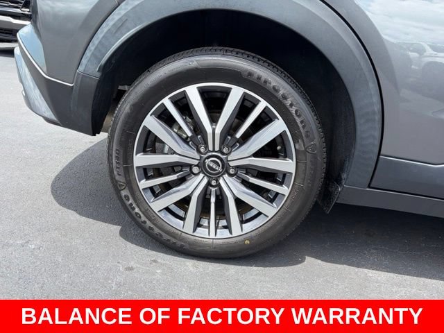 Used 2023 Nissan Kicks SV FWD image 7