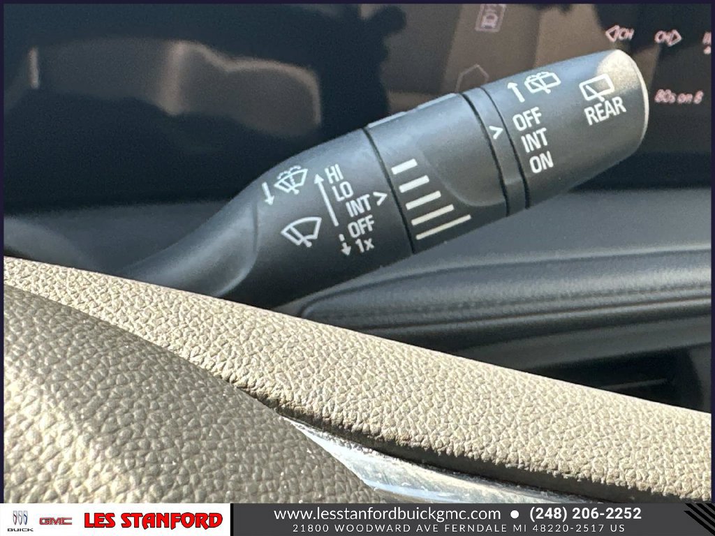 Certified 2024 Buick Encore GX Preferred w/ Comfort Package FWD image 25