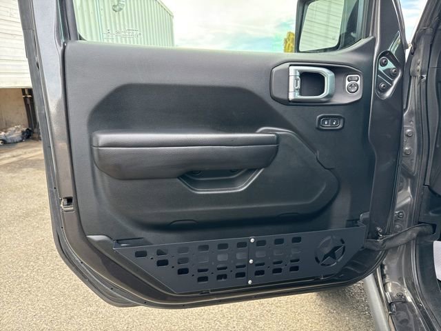 Used 2018 Jeep Wrangler Unlimited Rubicon image 27