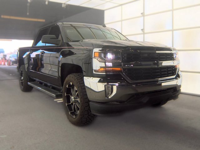 Used 2017 Chevrolet Silverado 1500 LT w/ All Star Edition RWD image 3