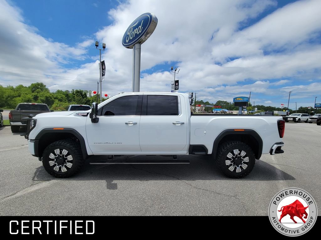 Used 2025 GMC Sierra 2500 Denali w/ Denali Reserve Package AWD/4WD image 3