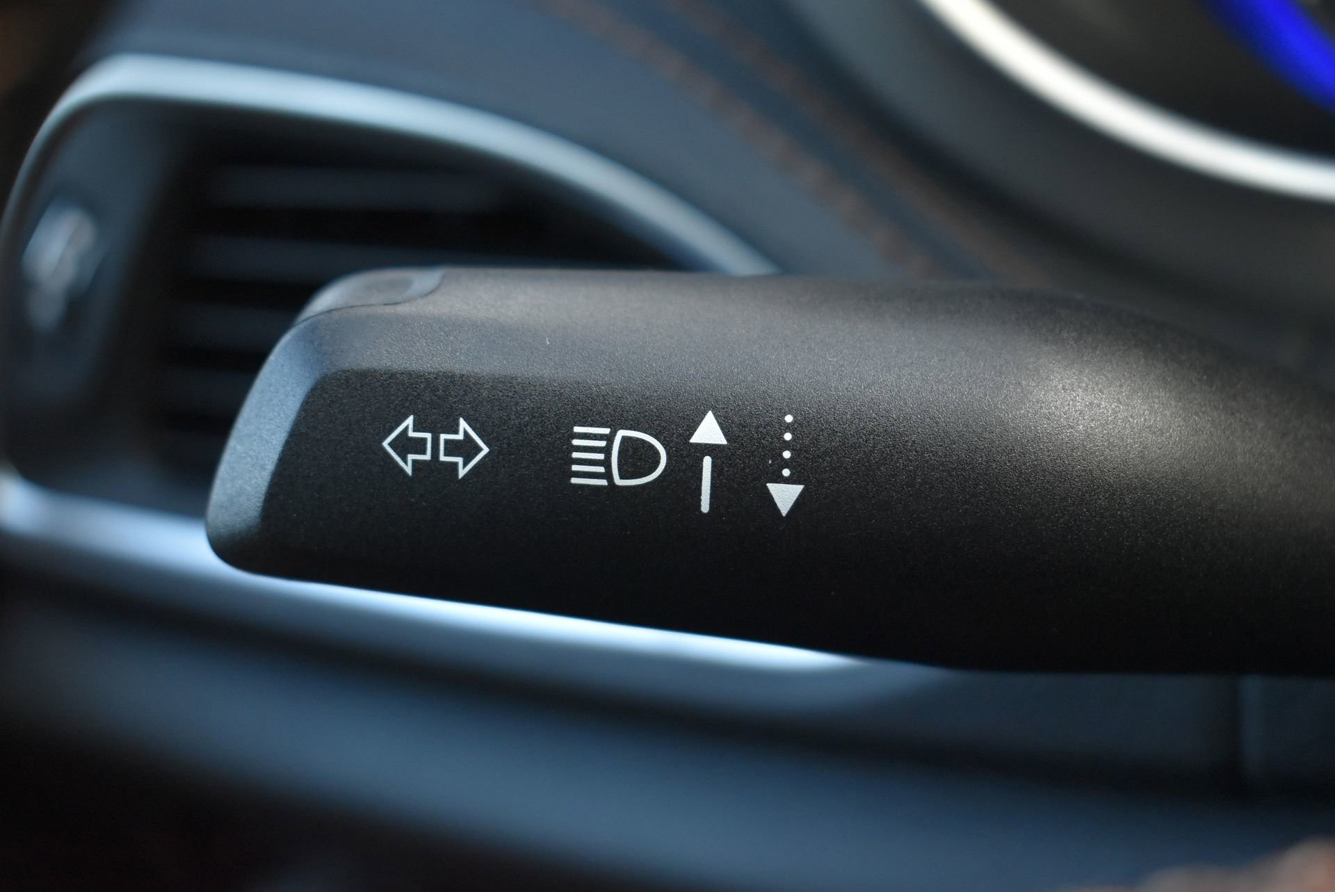 New 2026 Chrysler Pacifica Pinnacle image 28