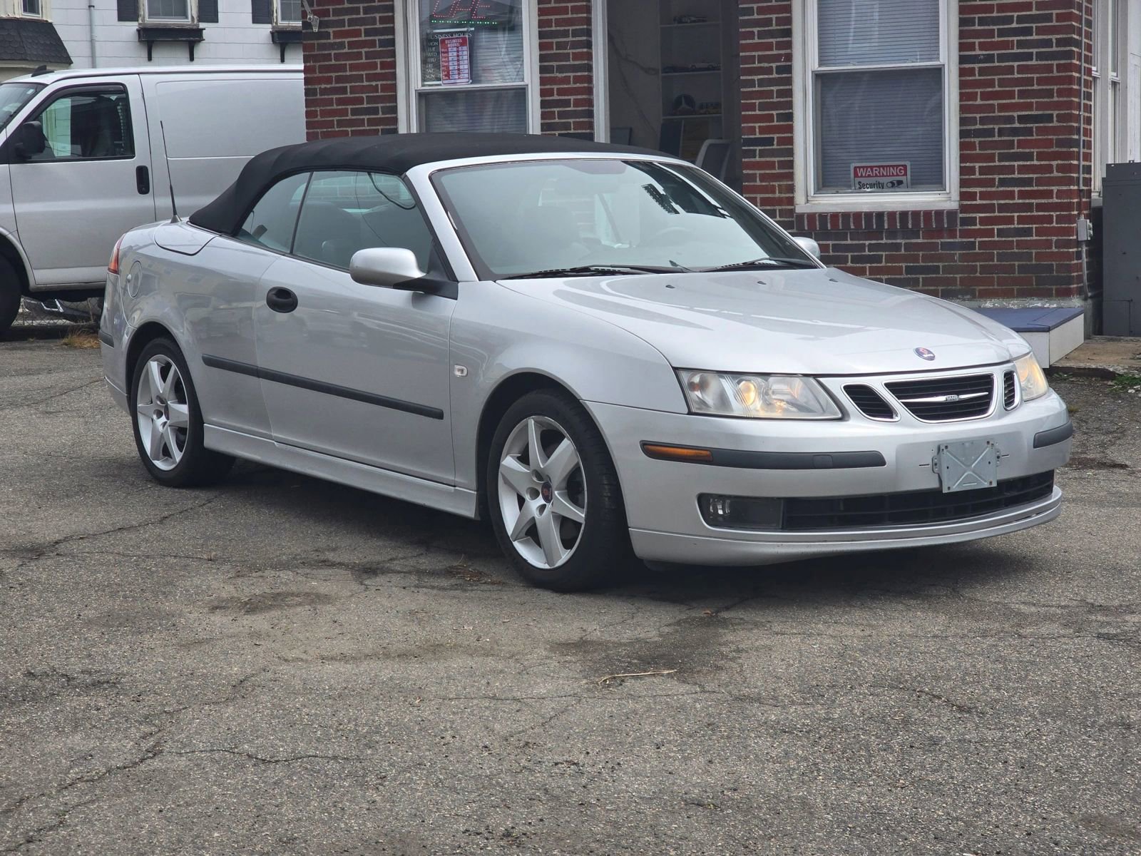 Used 2005 Saab 9-3 Arc image 1