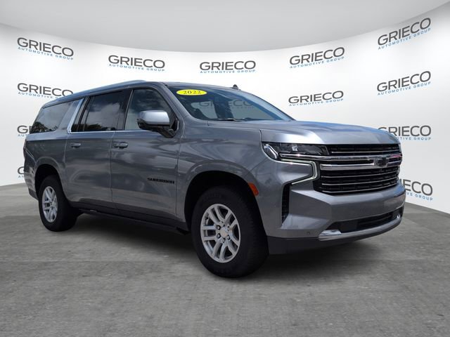Used 2022 Chevrolet Suburban LT w/ Luxury Package