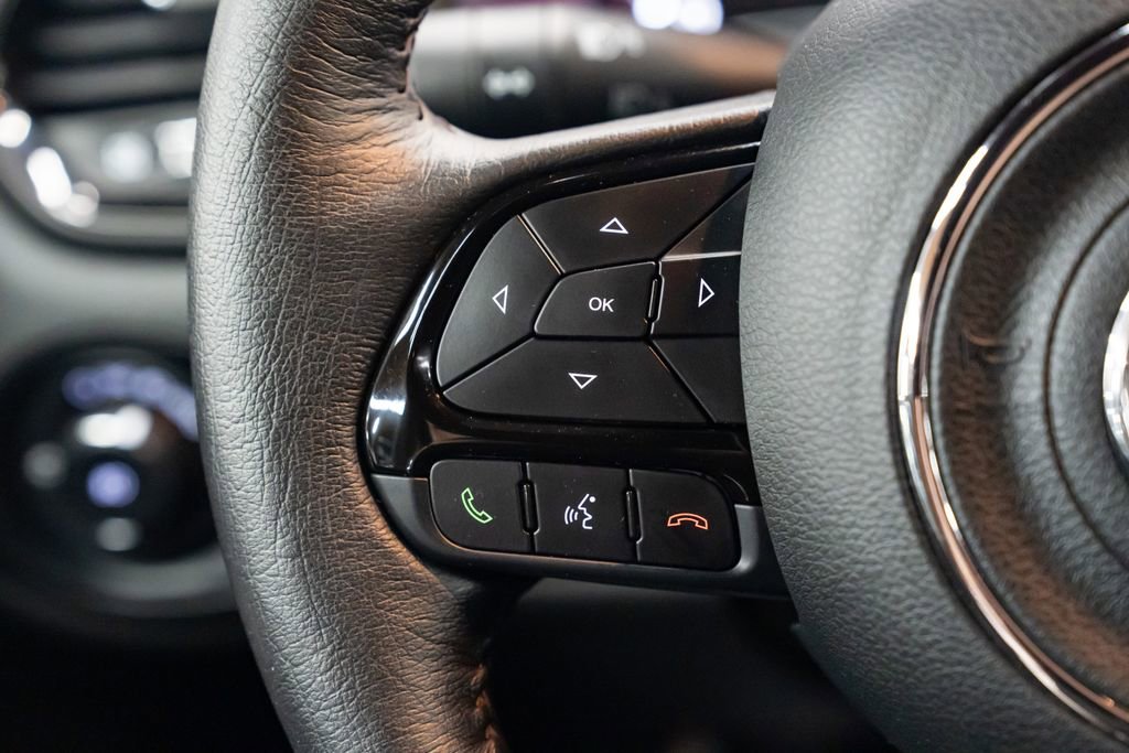 Used 2022 Jeep Renegade Altitude w/ Convenience Group image 16