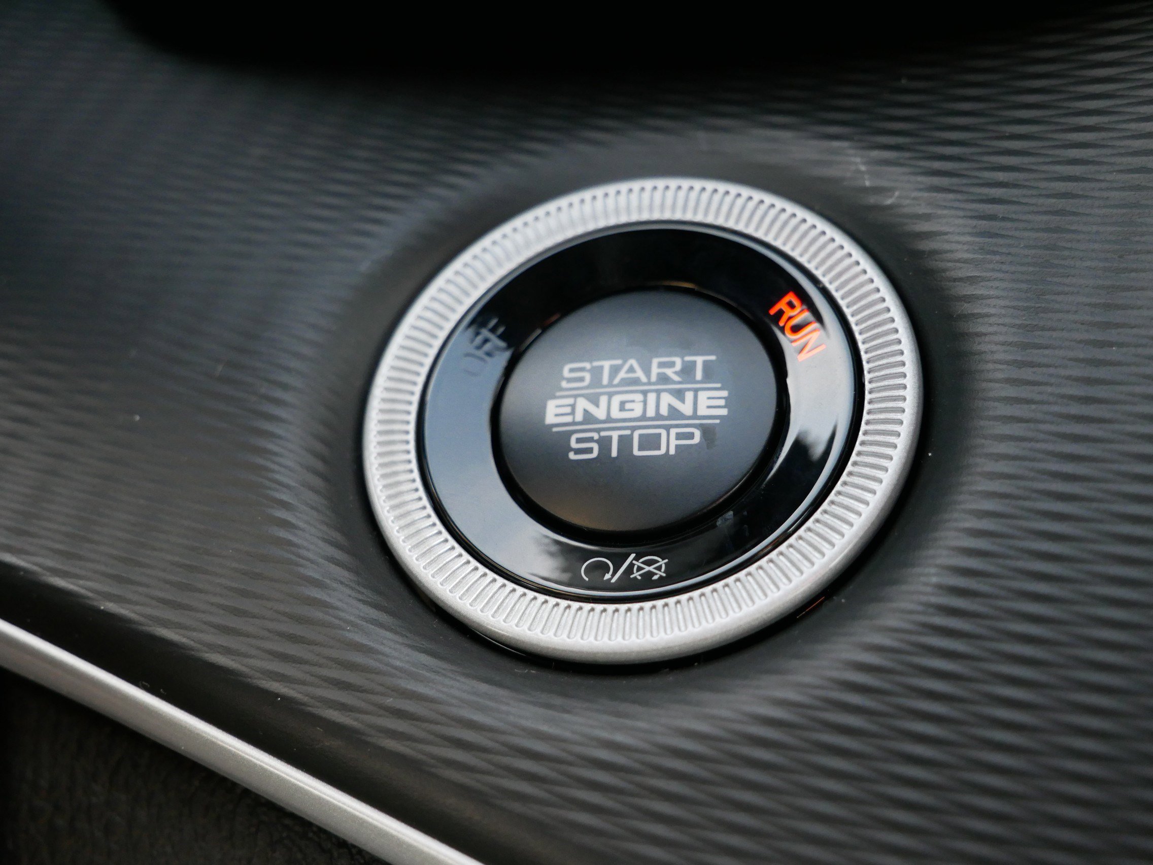 New 2025 Jeep Grand Cherokee L Altitude image 21