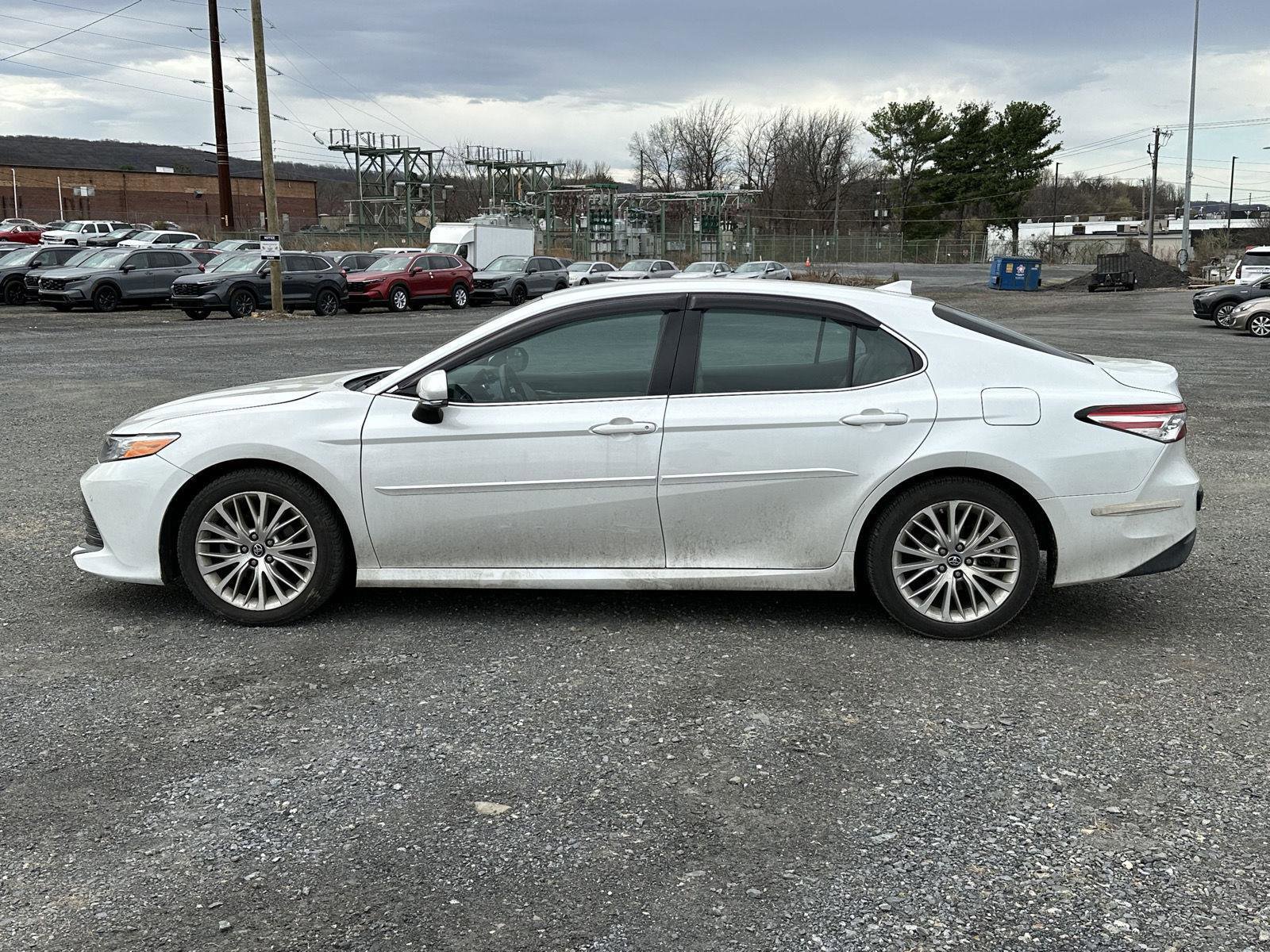 Used 2018 Toyota Camry XLE w/ Audio Package image 5