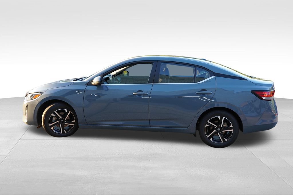 Used 2024 Nissan Sentra SV FWD image 9