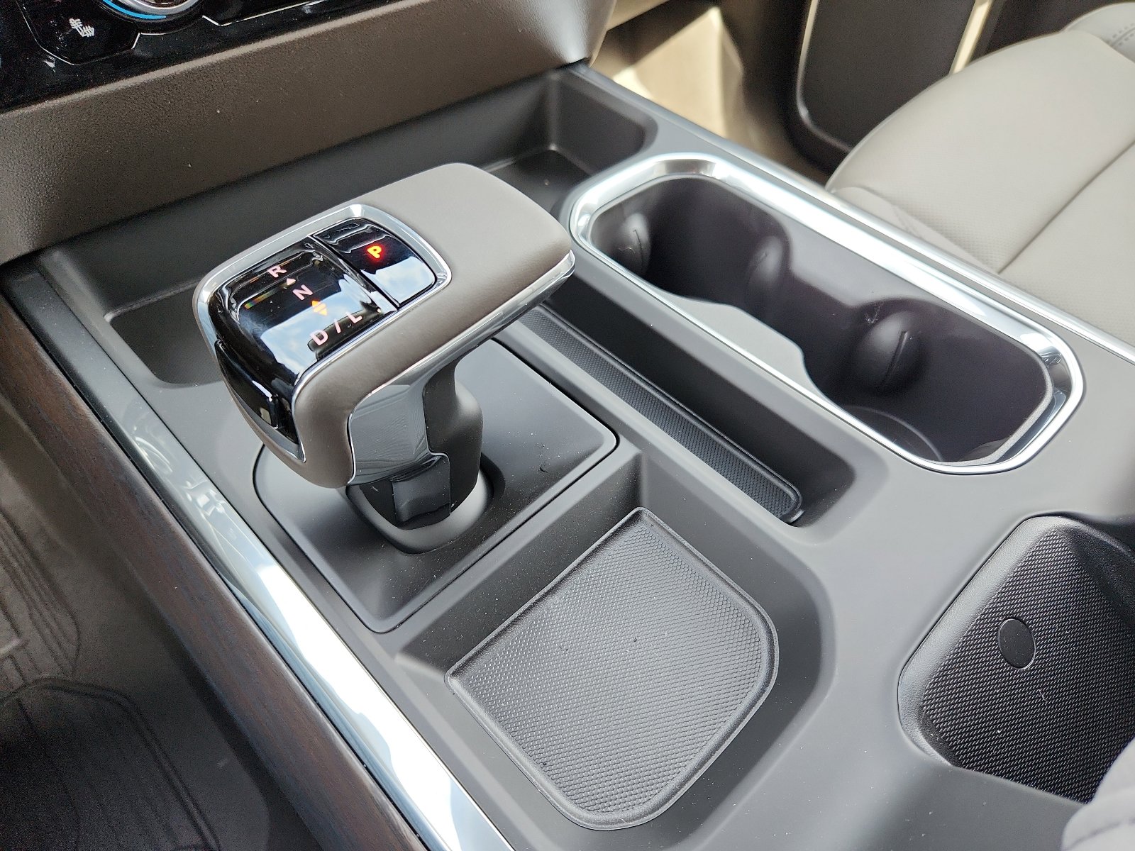 New 2026 GMC Sierra 1500 SLT image 20