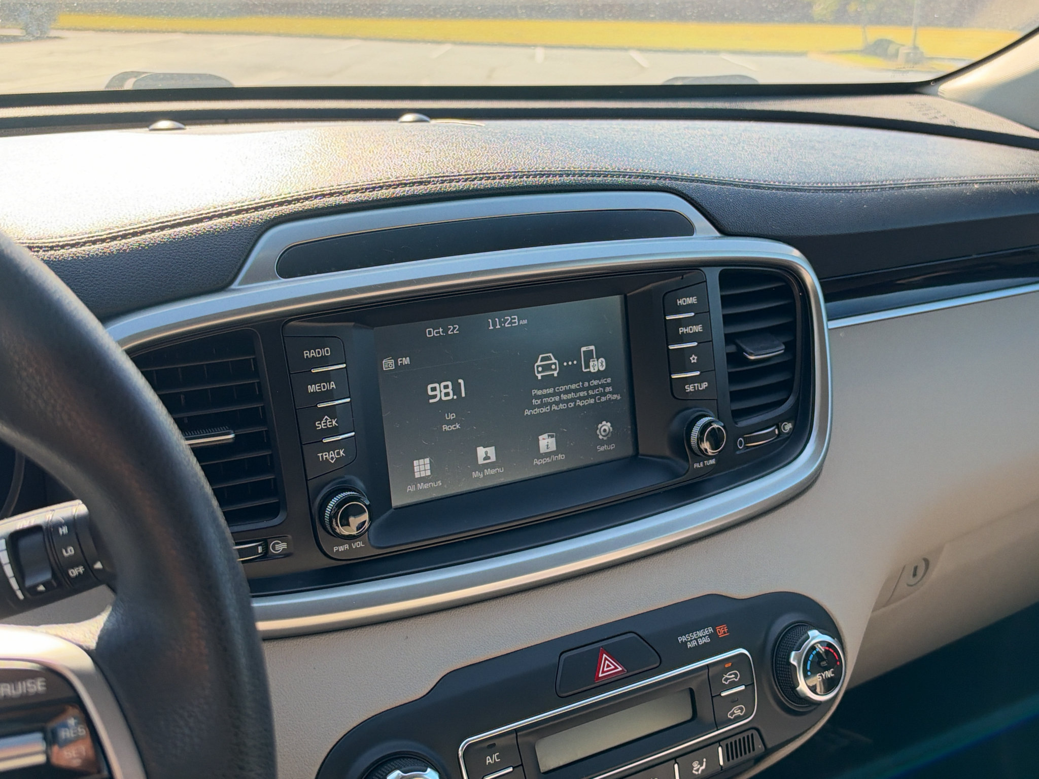 Used 2019 Kia Sorento AWD V6 image 21