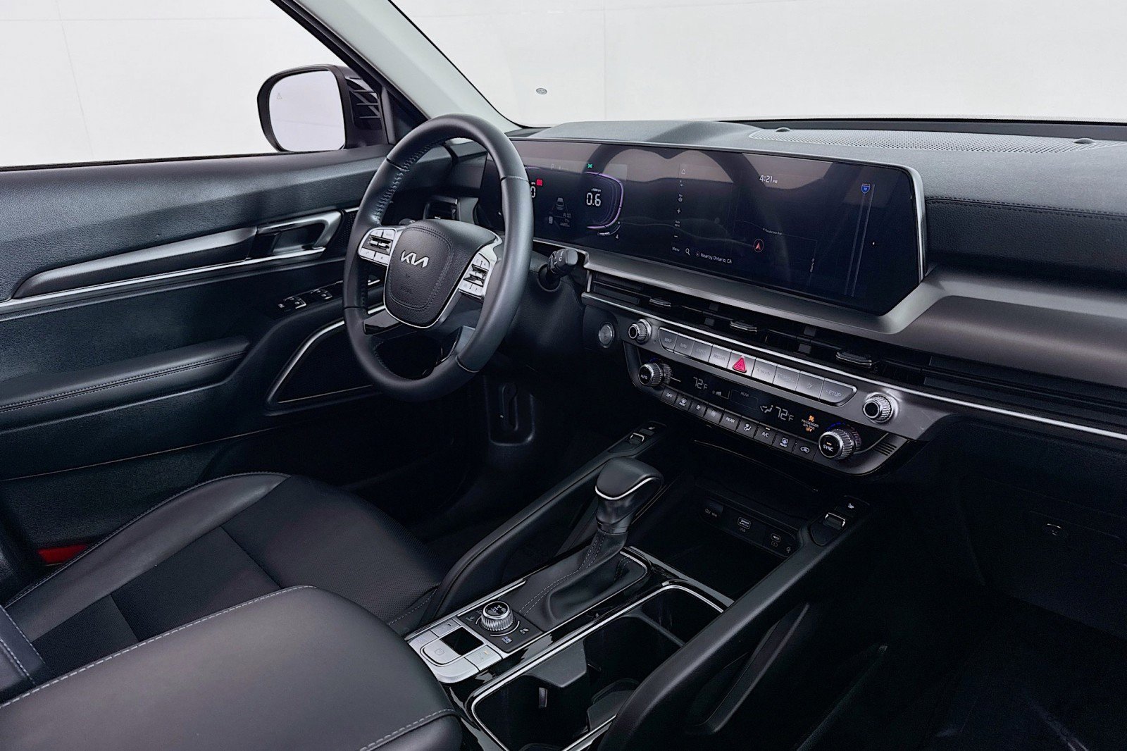 Used 2024 Kia Telluride S w/ S Sunroof Package image 16