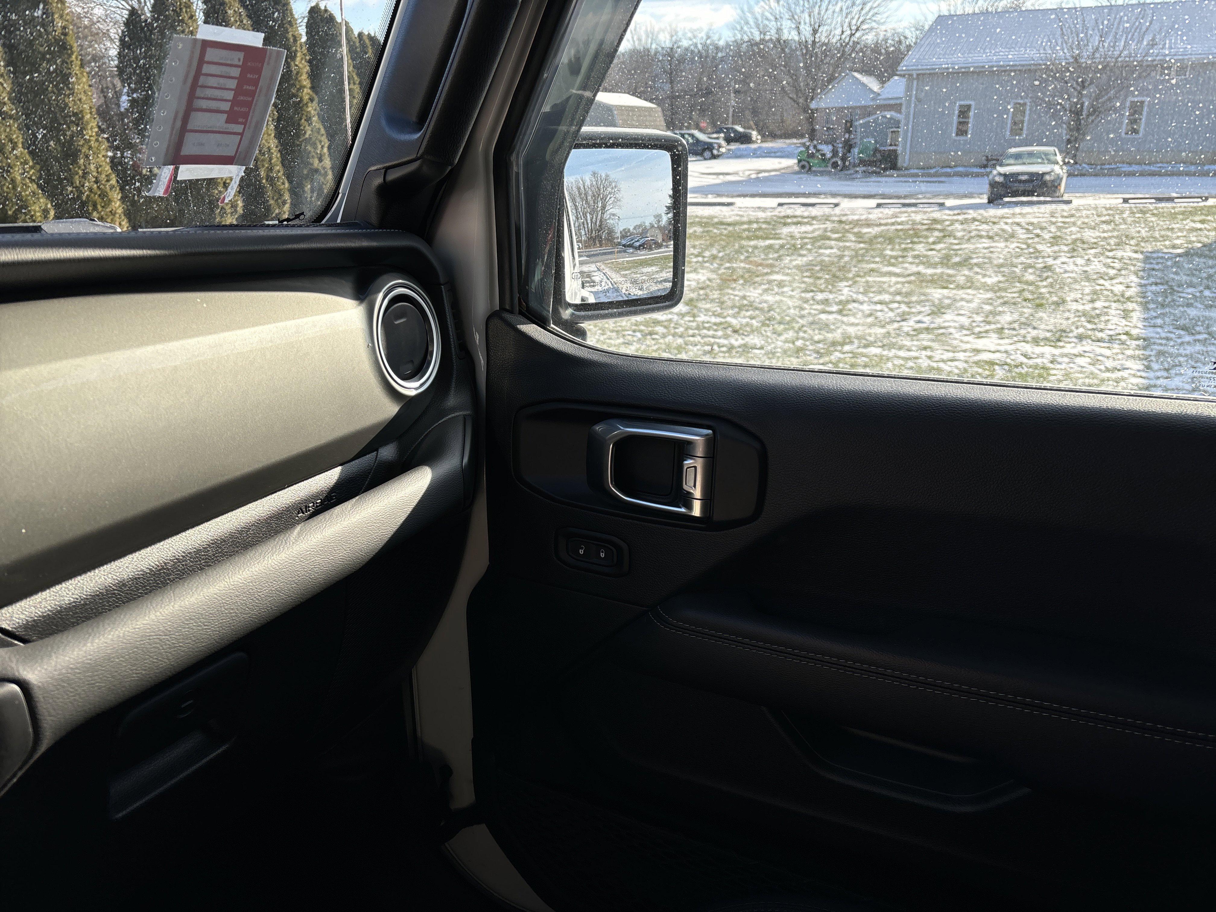 Used 2022 Jeep Wrangler Unlimited Sahara w/ LED Lighting Group image 23