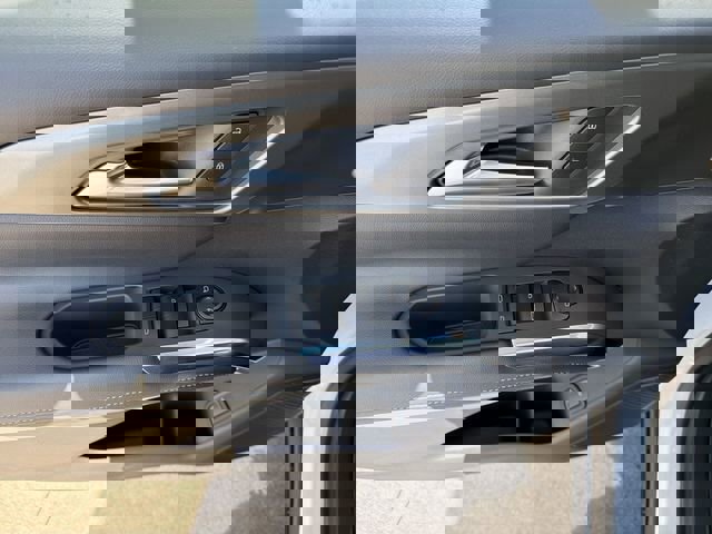 New 2026 Chevrolet Traverse LT w/ Midnight/Sport Edition image 14