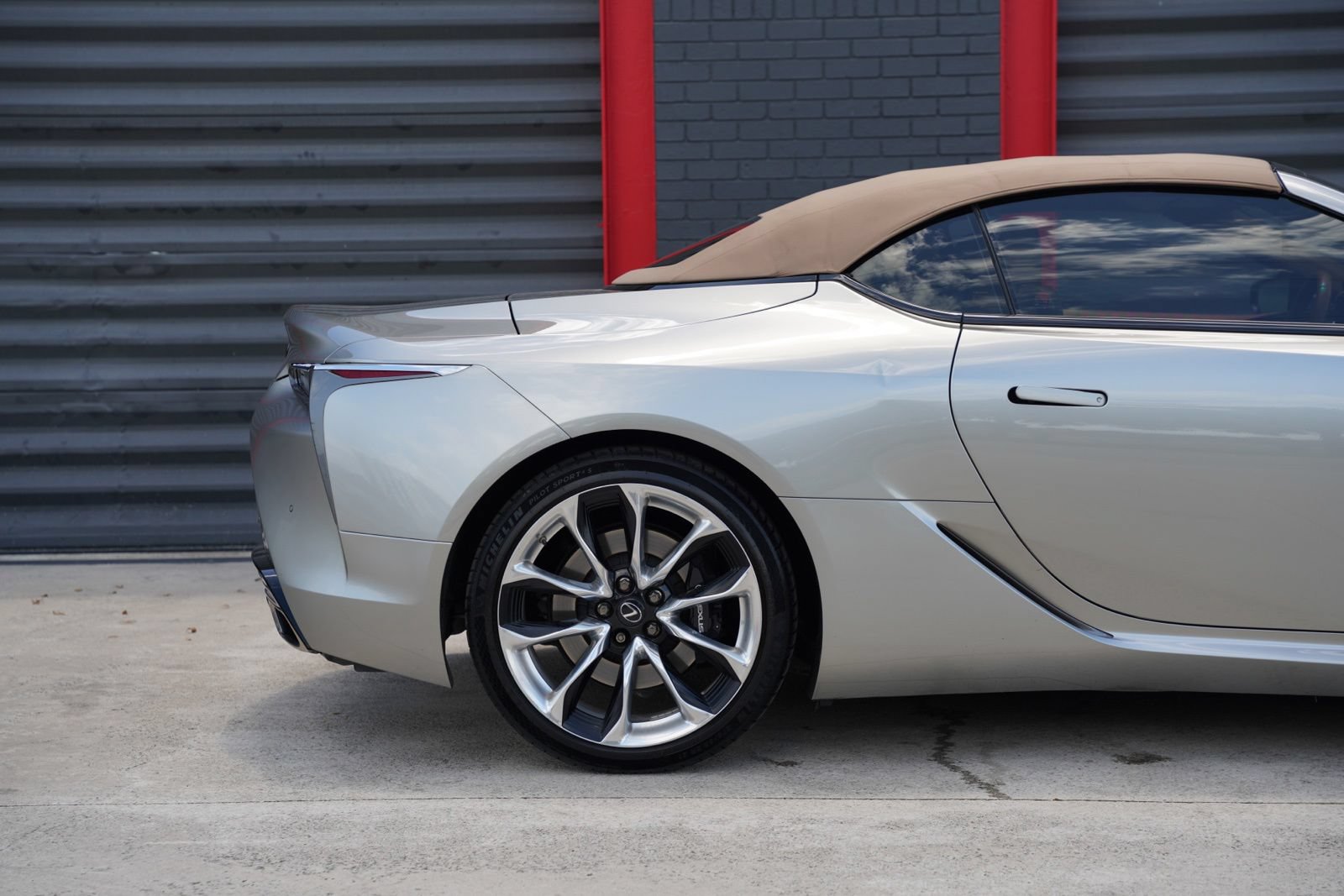 Used 2021 Lexus LC 500 Convertible w/ Touring Package RWD video 2