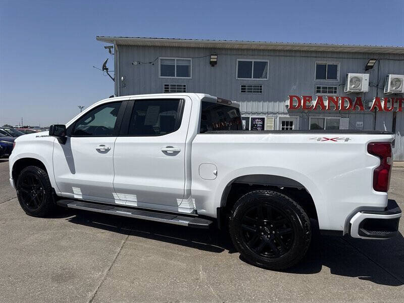 Used 2023 Chevrolet Silverado 1500 RST AWD/4WD image 4