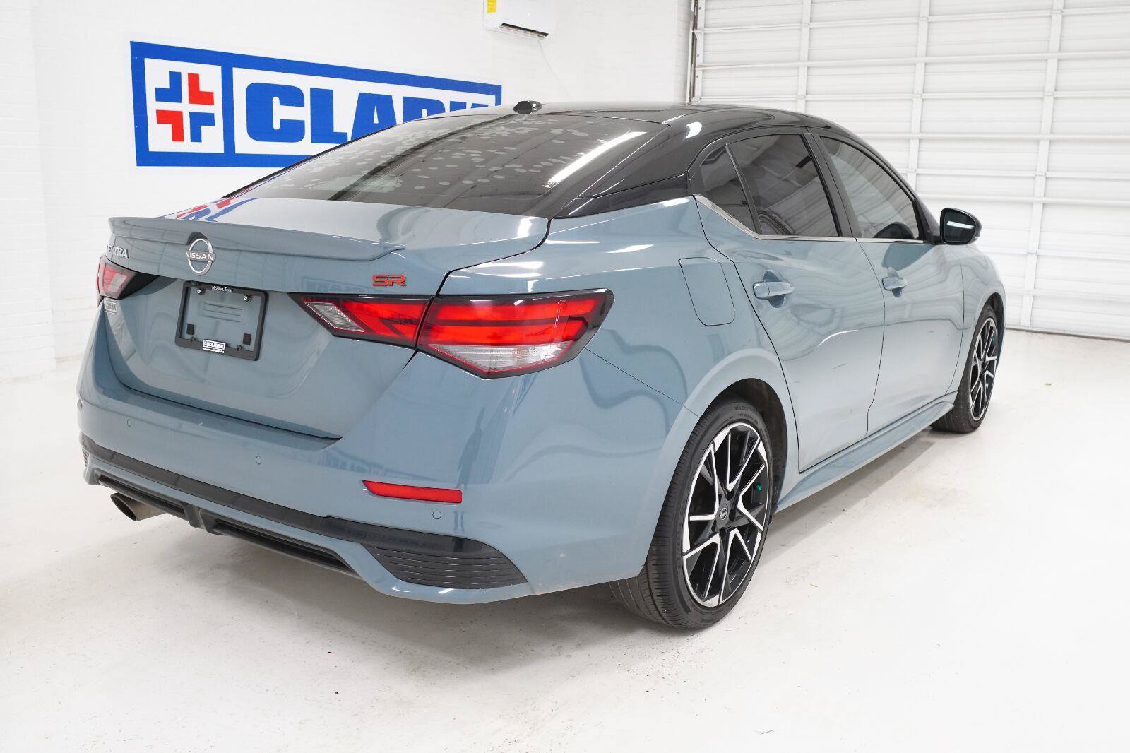 Used 2024 Nissan Sentra SR FWD image 23