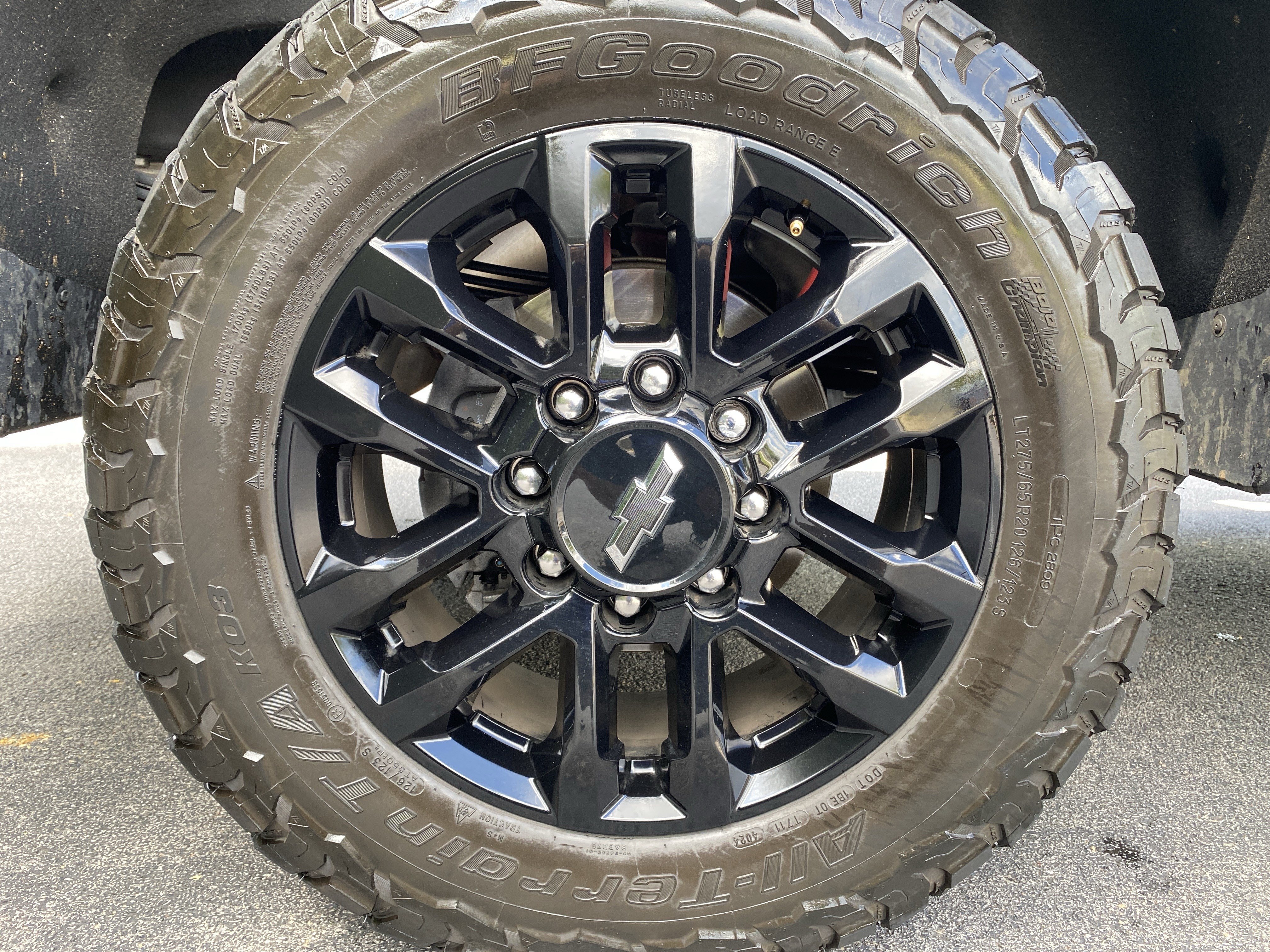 Used 2025 Chevrolet Silverado 2500 LTZ w/ LTZ Plus Package AWD/4WD image 13