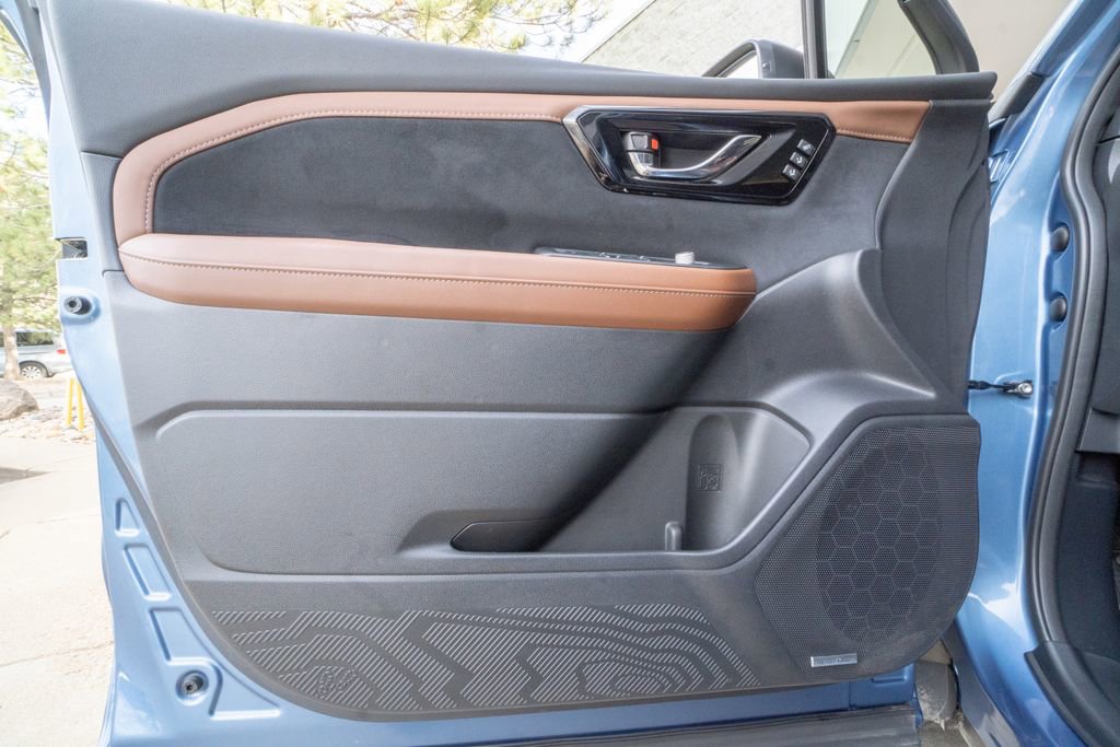 Used 2025 Subaru Forester Touring w/ Protection Package image 7