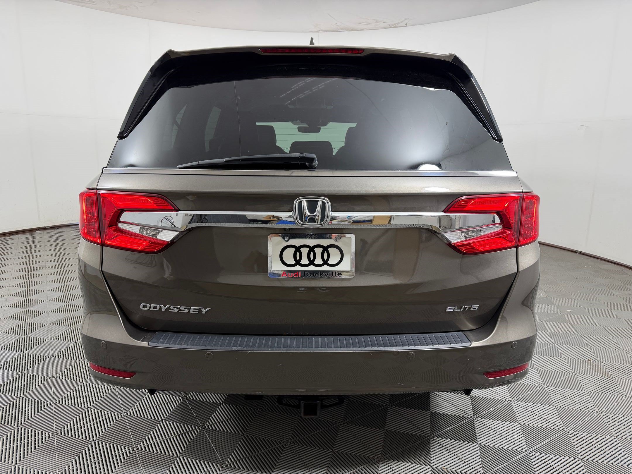 Used 2019 Honda Odyssey Elite image 10