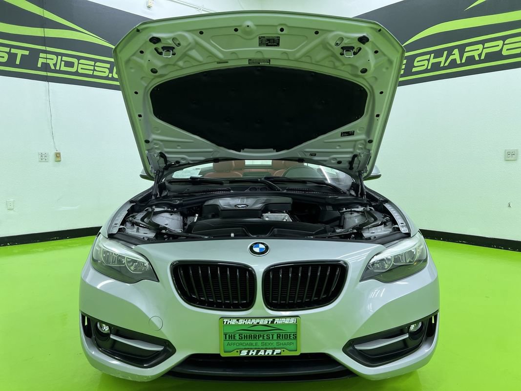 Used 2016 BMW 228i Convertible RWD image 4